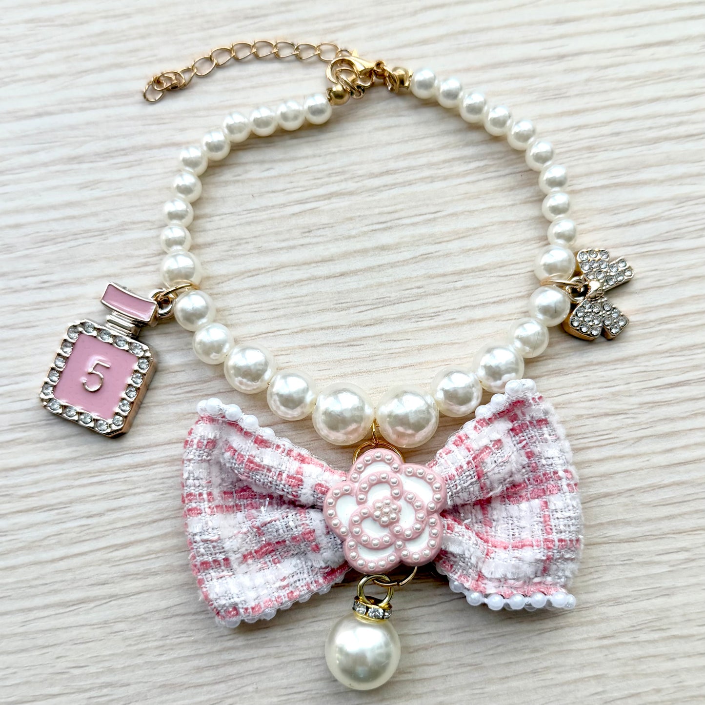 Lueur Cat Necklace